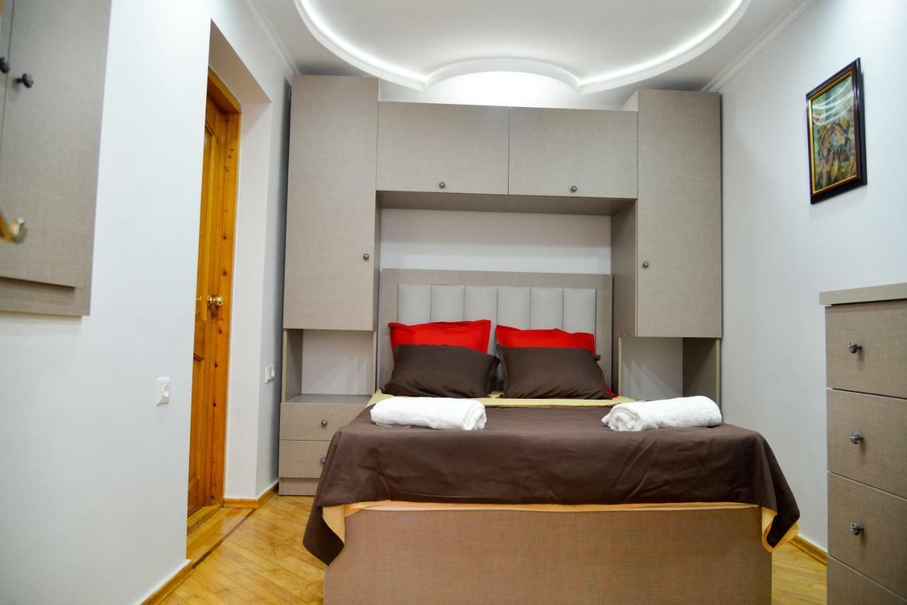 Anastasia Apartment Kutaisi Exterior photo