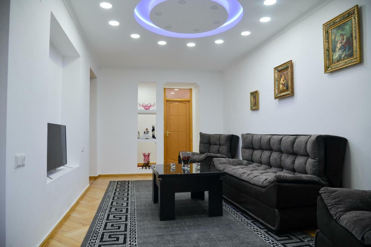 Anastasia Apartment Kutaisi Exterior photo